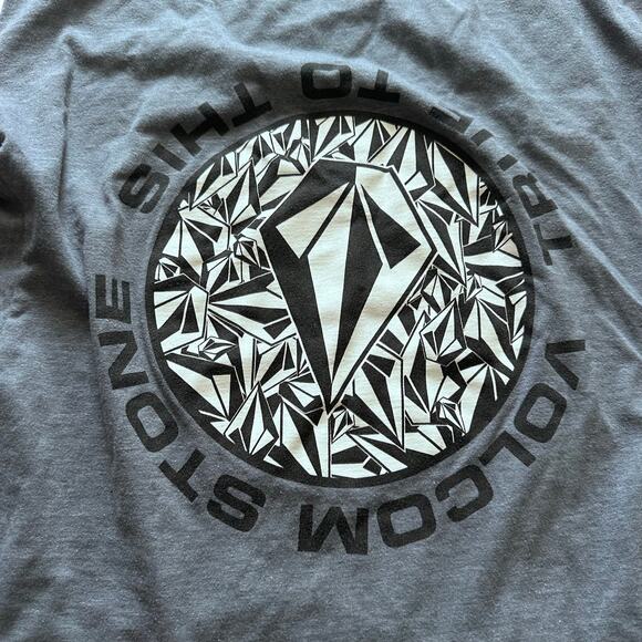 Volcom Youth XL Gray Short Sleeve T-Shirt - Great Condition! - Picture 4 of 4